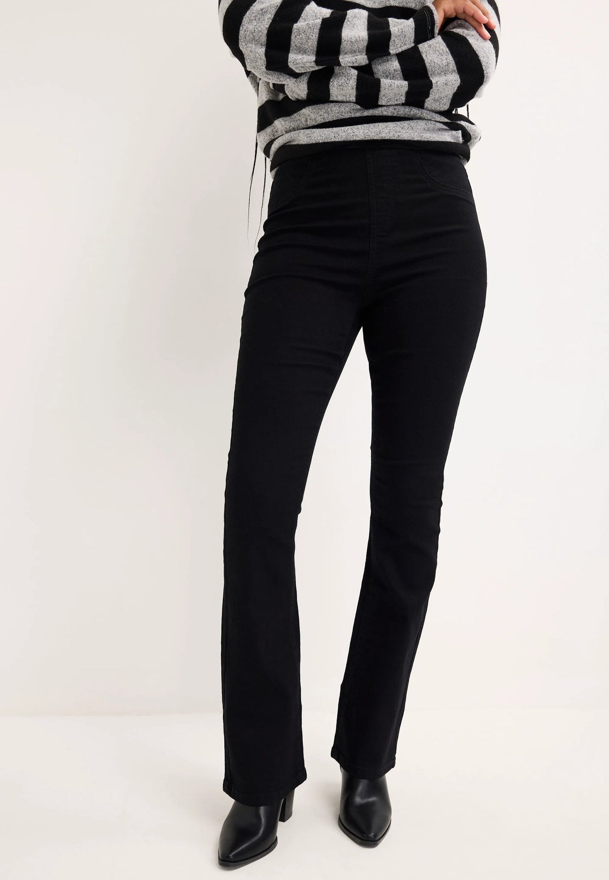Womens Black Kate Bootcut Jeggings