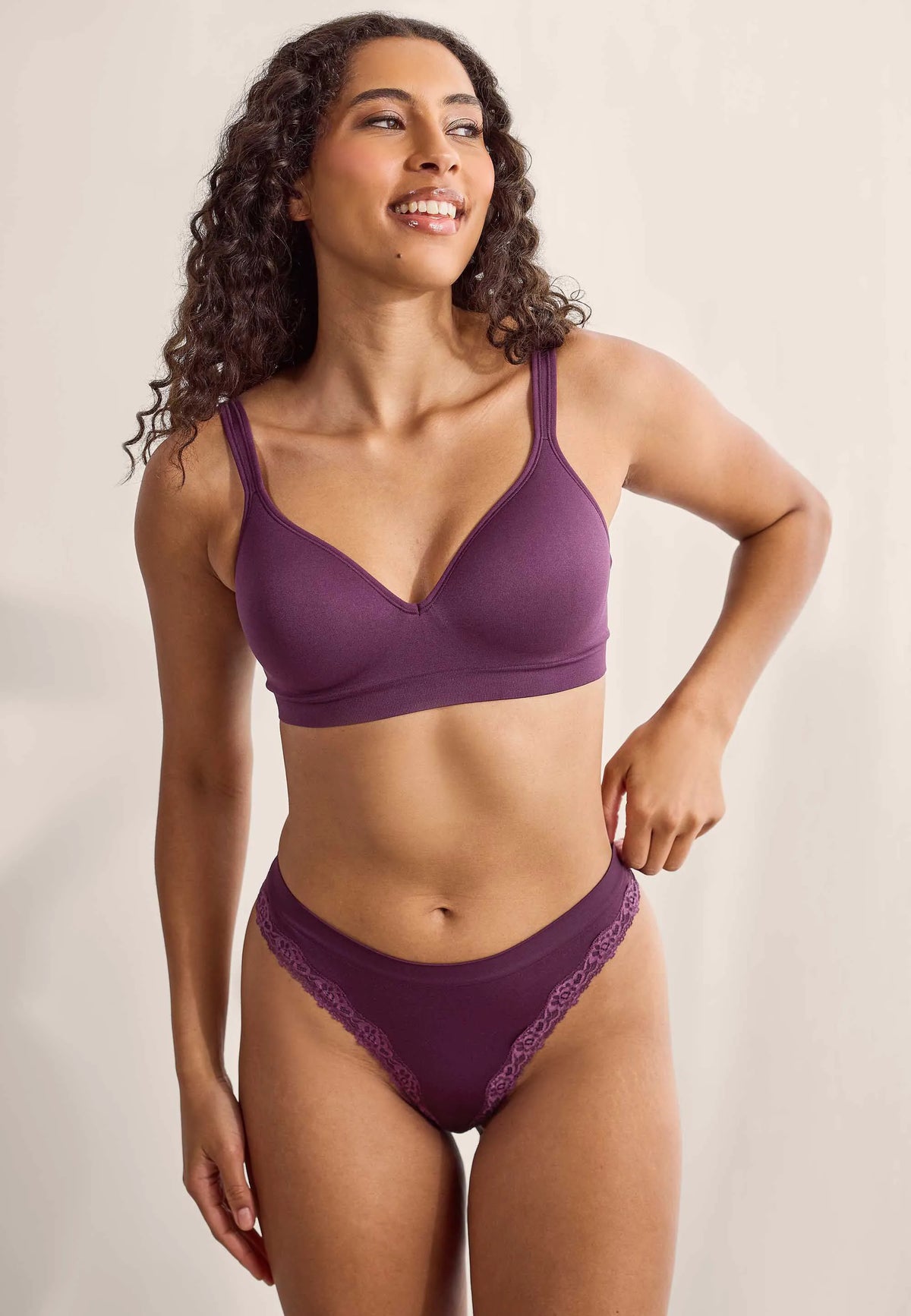 Womens Plum Seam Free Non Wired Bra (B-E)