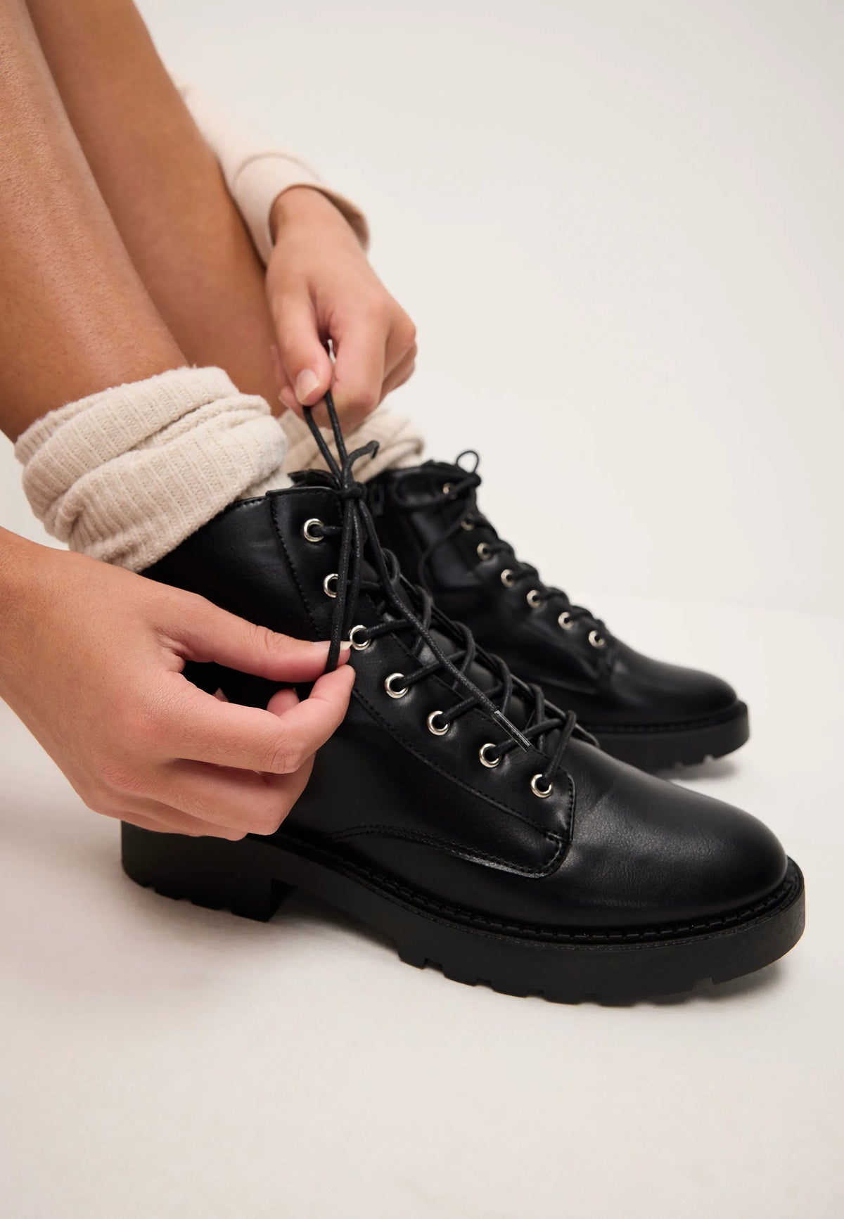 Womens Plain Black Lace Up Chunky Boots