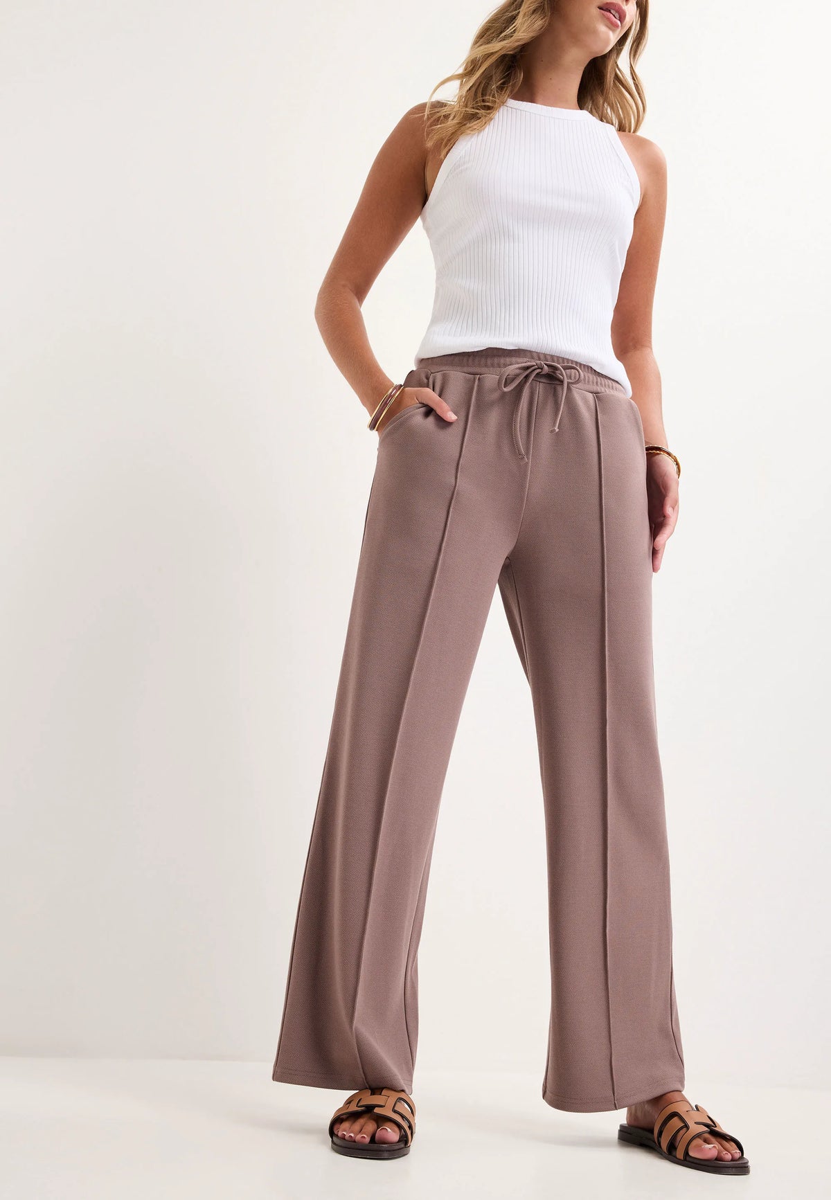 Womens Mocha Textured Wide Leg Trousers