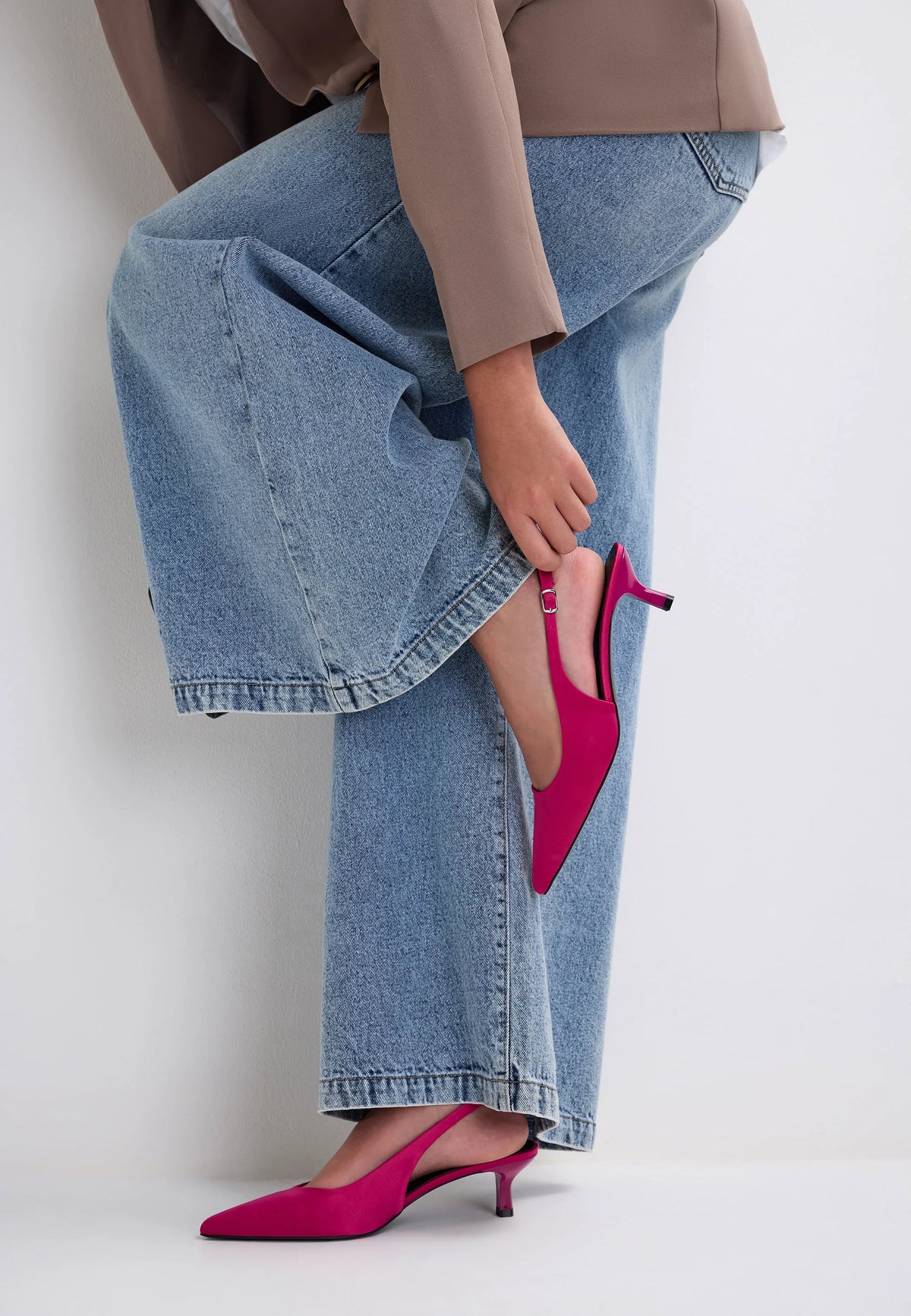 Womens Pink Satin Stiletto Heel Slingback Pumps