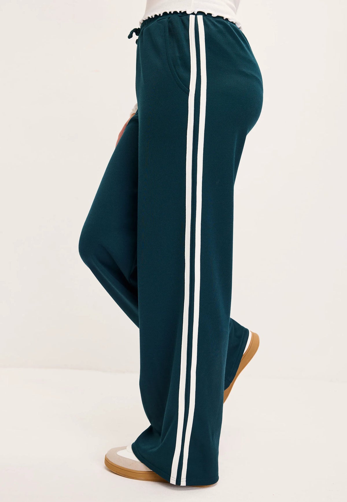 Older Girls Green Side Stripe Wide Leg Joggers