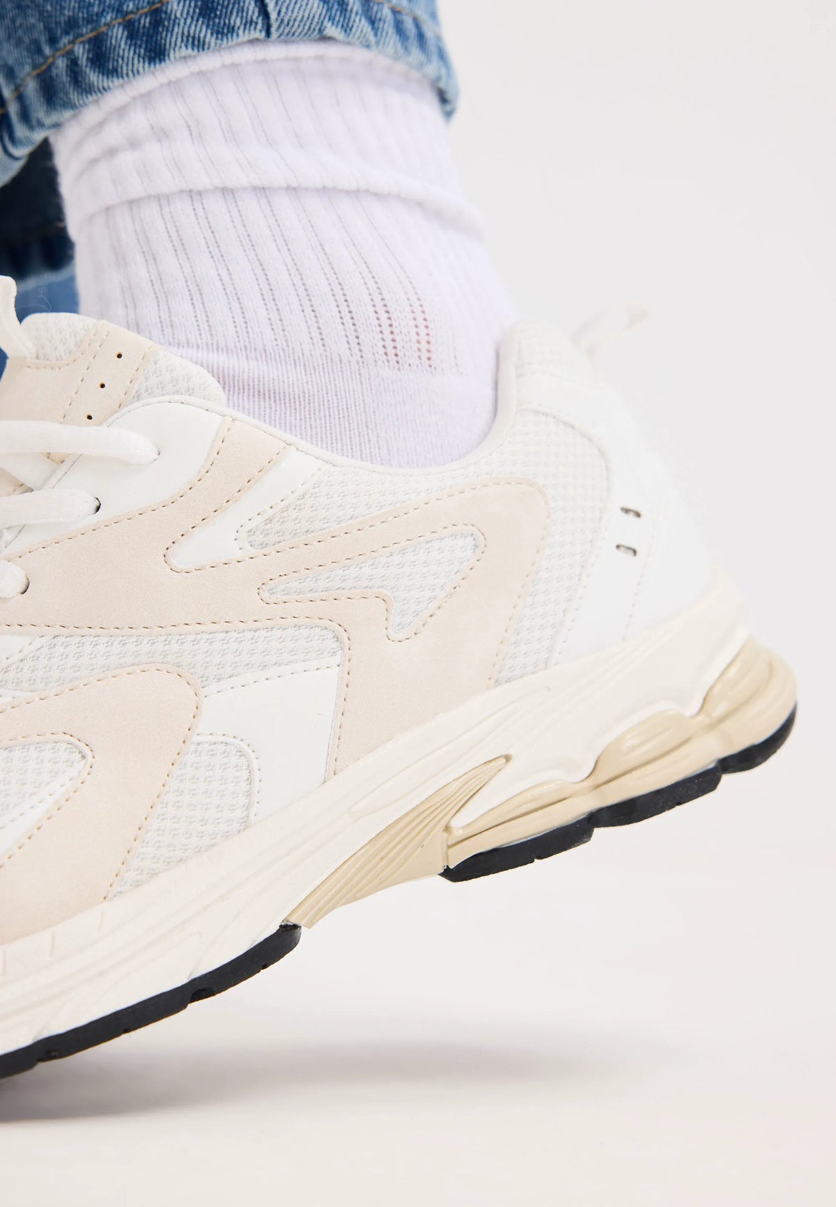 Womens White Runner Sport Trainers