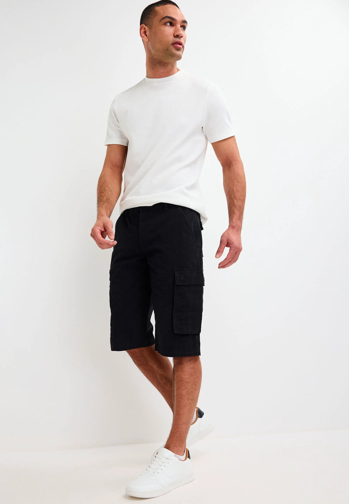 Mens Black Three Quarter Cargo Shorts